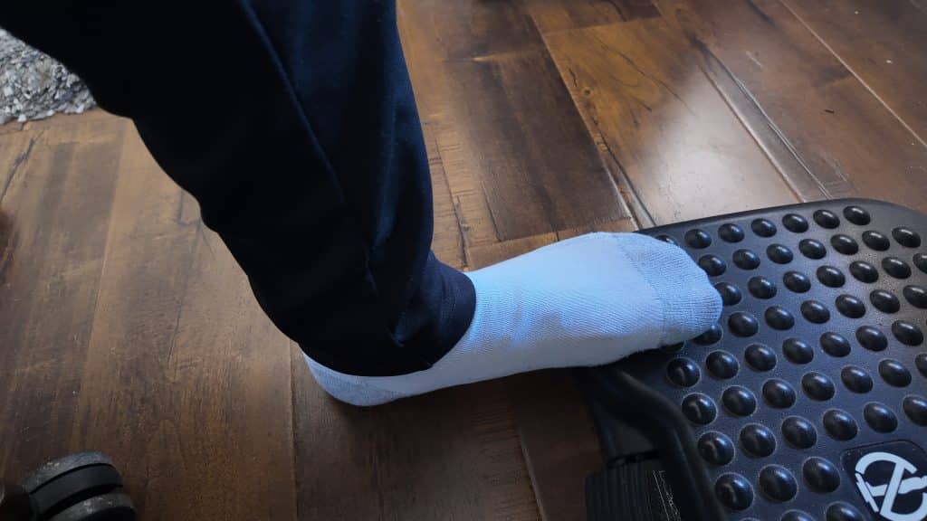 Foot-Stretching-on-Foot-Rest-Standing